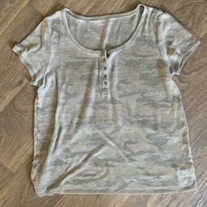 American Eagle Shirt